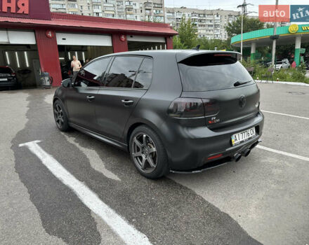 Черный Фольксваген Гольф Р, объемом двигателя 2 л и пробегом 209 тыс. км за 13200 $, фото 4 на Automoto.ua