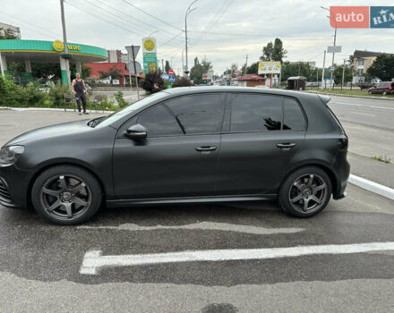 Черный Фольксваген Гольф Р, объемом двигателя 2 л и пробегом 209 тыс. км за 13200 $, фото 3 на Automoto.ua