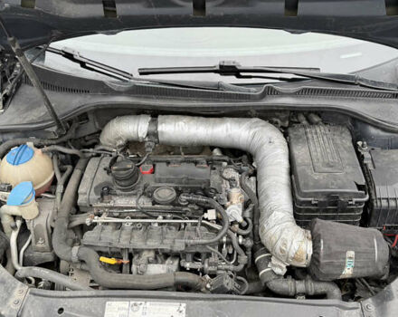 Чорний Фольксваген Гольф Р, об'ємом двигуна 2 л та пробігом 240 тис. км за 11000 $, фото 14 на Automoto.ua