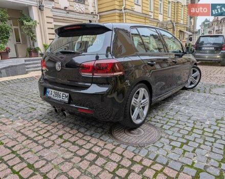 Чорний Фольксваген Гольф Р, об'ємом двигуна 2 л та пробігом 84 тис. км за 15000 $, фото 4 на Automoto.ua