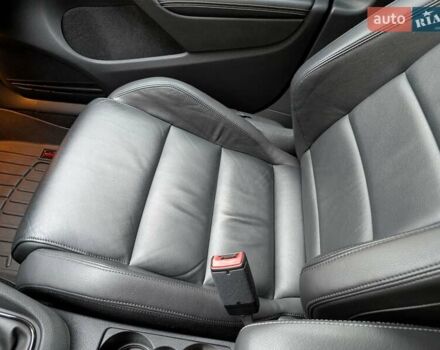 Чорний Фольксваген Гольф Р, об'ємом двигуна 2 л та пробігом 84 тис. км за 15000 $, фото 22 на Automoto.ua