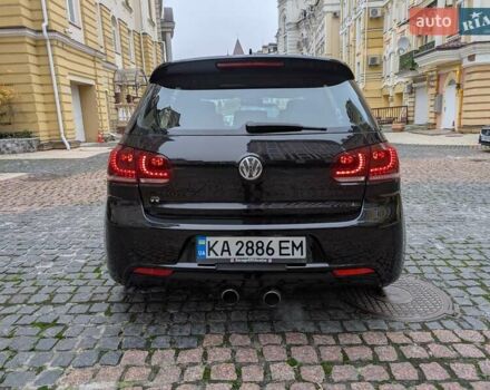 Чорний Фольксваген Гольф Р, об'ємом двигуна 2 л та пробігом 84 тис. км за 15000 $, фото 5 на Automoto.ua