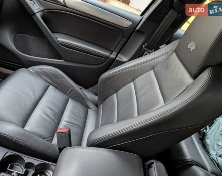 Чорний Фольксваген Гольф Р, об'ємом двигуна 2 л та пробігом 84 тис. км за 15000 $, фото 23 на Automoto.ua