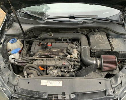 Черный Фольксваген Гольф Р, объемом двигателя 1.97 л и пробегом 140 тыс. км за 13500 $, фото 14 на Automoto.ua