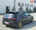 Черный Фольксваген Гольф Р, объемом двигателя 2 л и пробегом 130 тыс. км за 20000 $, фото 4 на Automoto.ua