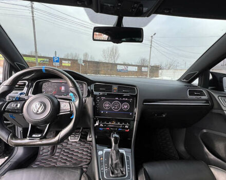 Черный Фольксваген Гольф Р, объемом двигателя 2 л и пробегом 96 тыс. км за 24500 $, фото 9 на Automoto.ua