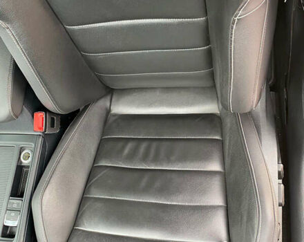 Черный Фольксваген Гольф Р, объемом двигателя 2 л и пробегом 163 тыс. км за 21000 $, фото 7 на Automoto.ua