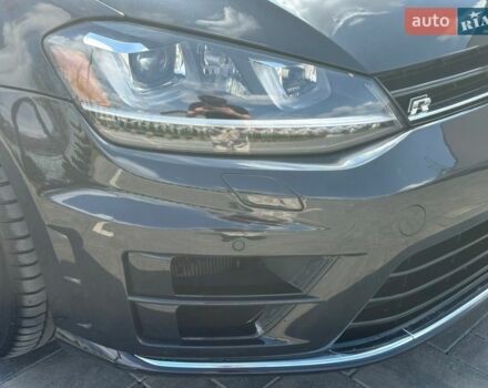 Черный Фольксваген Гольф Р, объемом двигателя 2 л и пробегом 130 тыс. км за 20000 $, фото 7 на Automoto.ua