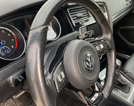 Черный Фольксваген Гольф Р, объемом двигателя 2 л и пробегом 163 тыс. км за 21000 $, фото 10 на Automoto.ua