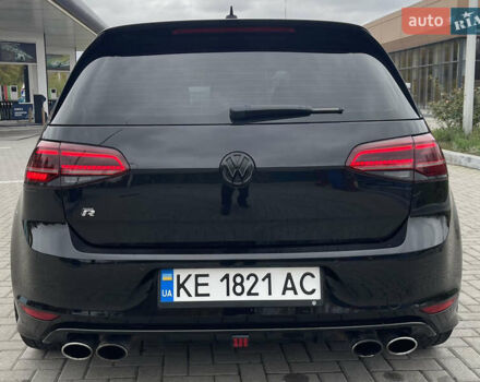 Чорний Фольксваген Гольф Р, об'ємом двигуна 2 л та пробігом 99 тис. км за 20999 $, фото 10 на Automoto.ua