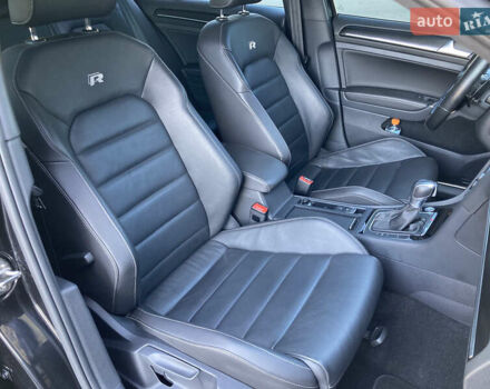 Черный Фольксваген Гольф Р, объемом двигателя 2 л и пробегом 70 тыс. км за 22900 $, фото 16 на Automoto.ua