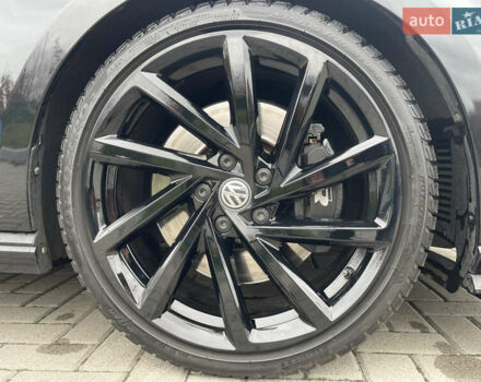 Чорний Фольксваген Гольф Р, об'ємом двигуна 2 л та пробігом 99 тис. км за 20999 $, фото 12 на Automoto.ua