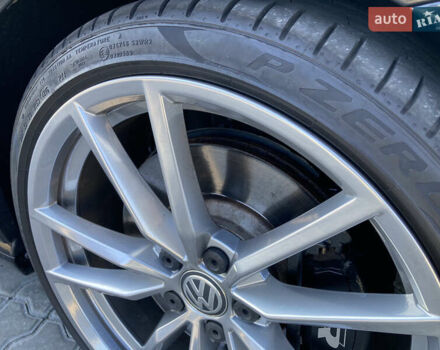 Черный Фольксваген Гольф Р, объемом двигателя 2 л и пробегом 70 тыс. км за 22900 $, фото 36 на Automoto.ua