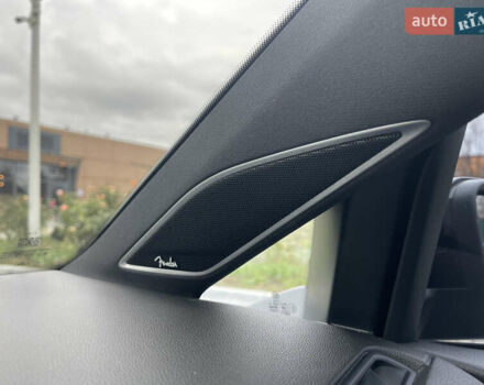 Чорний Фольксваген Гольф Р, об'ємом двигуна 2 л та пробігом 99 тис. км за 20999 $, фото 25 на Automoto.ua