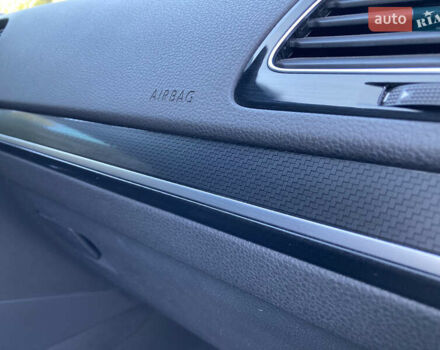 Черный Фольксваген Гольф Р, объемом двигателя 2 л и пробегом 70 тыс. км за 22900 $, фото 23 на Automoto.ua