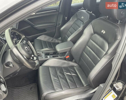 Чорний Фольксваген Гольф Р, об'ємом двигуна 2 л та пробігом 99 тис. км за 20999 $, фото 23 на Automoto.ua