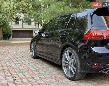 Черный Фольксваген Гольф Р, объемом двигателя 2 л и пробегом 70 тыс. км за 22900 $, фото 5 на Automoto.ua