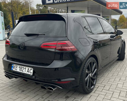 Чорний Фольксваген Гольф Р, об'ємом двигуна 2 л та пробігом 99 тис. км за 20999 $, фото 9 на Automoto.ua