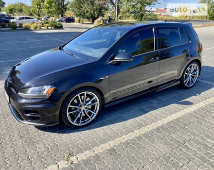 Черный Фольксваген Гольф Р, объемом двигателя 2 л и пробегом 70 тыс. км за 20700 $, фото 6 на Automoto.ua
