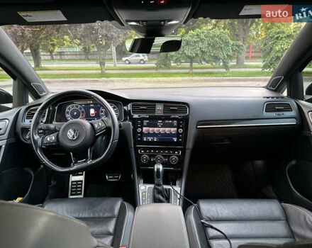 Чорний Фольксваген Гольф Р, об'ємом двигуна 1.98 л та пробігом 107 тис. км за 25000 $, фото 9 на Automoto.ua