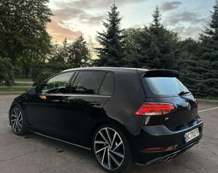 Чорний Фольксваген Гольф Р, об'ємом двигуна 2 л та пробігом 109 тис. км за 21999 $, фото 4 на Automoto.ua