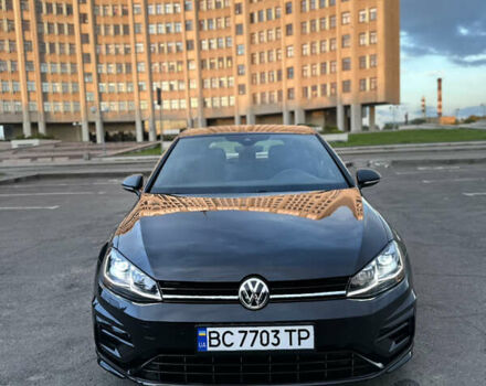 Чорний Фольксваген Гольф Р, об'ємом двигуна 1.98 л та пробігом 107 тис. км за 25000 $, фото 2 на Automoto.ua