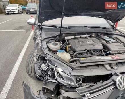 Черный Фольксваген Гольф Р, объемом двигателя 2 л и пробегом 95 тыс. км за 13999 $, фото 16 на Automoto.ua