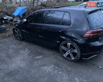 Черный Фольксваген Гольф Р, объемом двигателя 2 л и пробегом 95 тыс. км за 13999 $, фото 2 на Automoto.ua