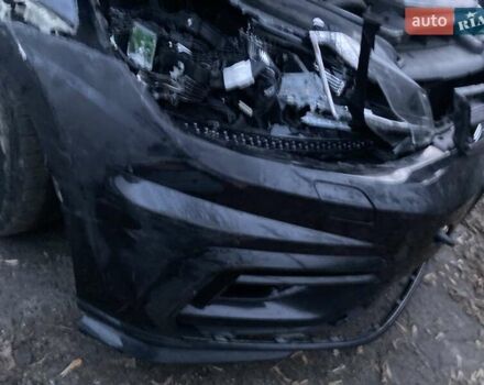 Черный Фольксваген Гольф Р, объемом двигателя 2 л и пробегом 95 тыс. км за 13999 $, фото 5 на Automoto.ua