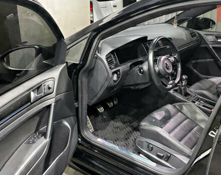 Чорний Фольксваген Гольф Р, об'ємом двигуна 1.98 л та пробігом 50 тис. км за 26000 $, фото 13 на Automoto.ua