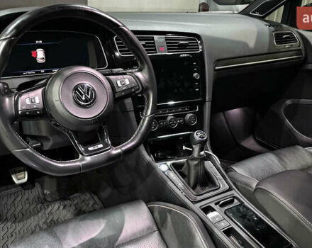 Чорний Фольксваген Гольф Р, об'ємом двигуна 1.98 л та пробігом 50 тис. км за 26000 $, фото 14 на Automoto.ua