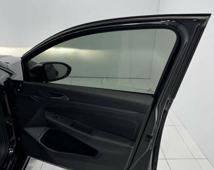 Черный Фольксваген Гольф Р, объемом двигателя 1.98 л и пробегом 21 тыс. км за 46500 $, фото 19 на Automoto.ua