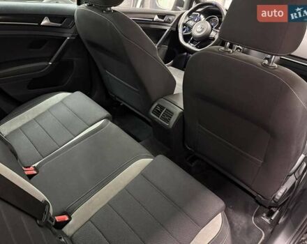 Чорний Фольксваген Гольф Р, об'ємом двигуна 1.98 л та пробігом 96 тис. км за 27500 $, фото 7 на Automoto.ua
