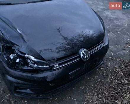 Чорний Фольксваген Гольф Р, об'ємом двигуна 2 л та пробігом 95 тис. км за 13999 $, фото 1 на Automoto.ua