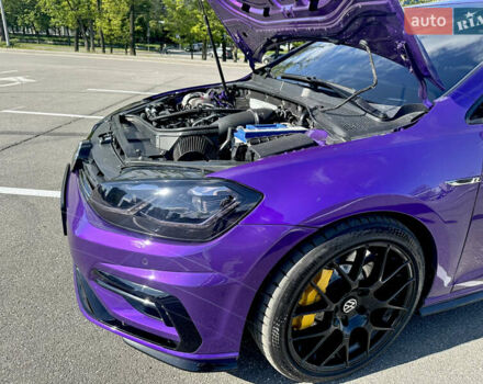 Фіолетовий Фольксваген Гольф Р, об'ємом двигуна 2 л та пробігом 77 тис. км за 29500 $, фото 14 на Automoto.ua