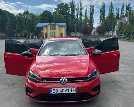 Красный Фольксваген Гольф Р, объемом двигателя 2 л и пробегом 81 тыс. км за 23000 $, фото 12 на Automoto.ua