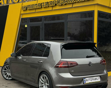 Серый Фольксваген Гольф Р, объемом двигателя 2 л и пробегом 193 тыс. км за 16000 $, фото 5 на Automoto.ua