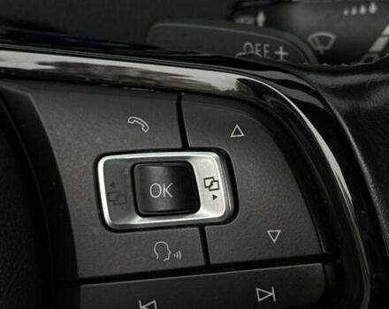 Серый Фольксваген Гольф Р, объемом двигателя 2 л и пробегом 193 тыс. км за 16000 $, фото 31 на Automoto.ua