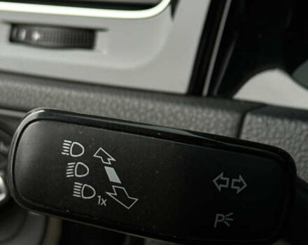 Серый Фольксваген Гольф Р, объемом двигателя 2 л и пробегом 193 тыс. км за 16000 $, фото 33 на Automoto.ua