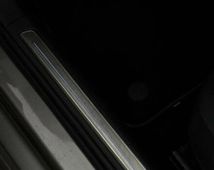 Серый Фольксваген Гольф Р, объемом двигателя 2 л и пробегом 193 тыс. км за 16000 $, фото 28 на Automoto.ua