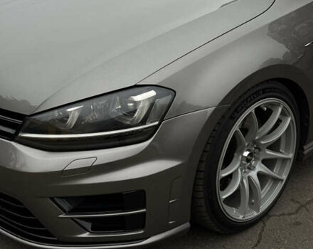 Серый Фольксваген Гольф Р, объемом двигателя 2 л и пробегом 193 тыс. км за 16000 $, фото 9 на Automoto.ua