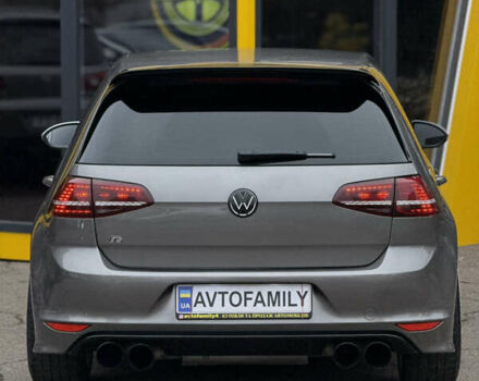 Серый Фольксваген Гольф Р, объемом двигателя 2 л и пробегом 193 тыс. км за 16000 $, фото 3 на Automoto.ua