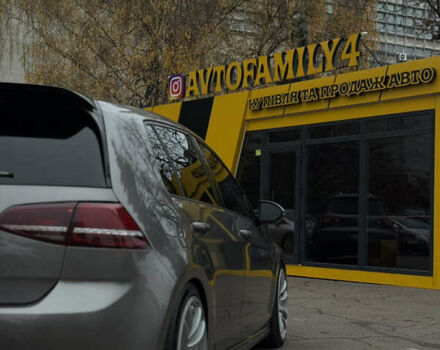 Серый Фольксваген Гольф Р, объемом двигателя 2 л и пробегом 193 тыс. км за 16000 $, фото 14 на Automoto.ua