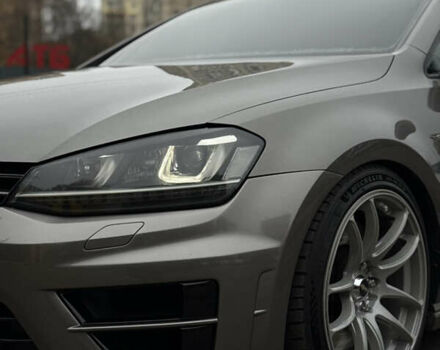 Серый Фольксваген Гольф Р, объемом двигателя 2 л и пробегом 193 тыс. км за 16000 $, фото 10 на Automoto.ua