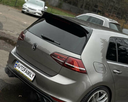 Серый Фольксваген Гольф Р, объемом двигателя 2 л и пробегом 193 тыс. км за 16000 $, фото 13 на Automoto.ua