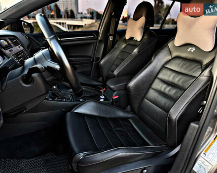 Серый Фольксваген Гольф Р, объемом двигателя 2 л и пробегом 155 тыс. км за 22900 $, фото 21 на Automoto.ua