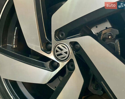 Сірий Фольксваген Гольф Р, об'ємом двигуна 1.98 л та пробігом 142 тис. км за 19900 $, фото 34 на Automoto.ua