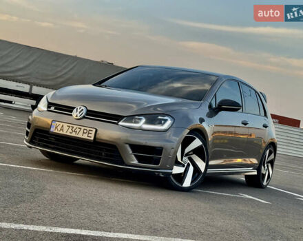 Серый Фольксваген Гольф Р, объемом двигателя 1.98 л и пробегом 142 тыс. км за 19999 $, фото 4 на Automoto.ua