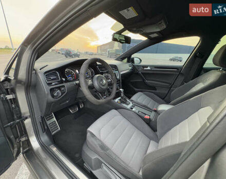 Сірий Фольксваген Гольф Р, об'ємом двигуна 1.98 л та пробігом 142 тис. км за 19900 $, фото 14 на Automoto.ua