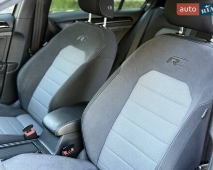 Серый Фольксваген Гольф Р, объемом двигателя 1.98 л и пробегом 142 тыс. км за 18500 $, фото 17 на Automoto.ua